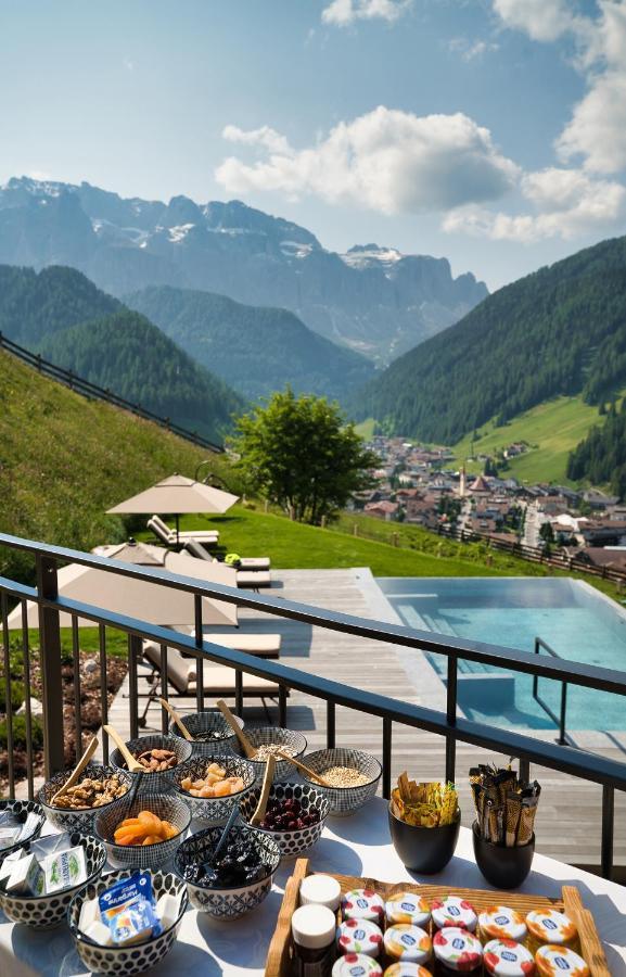 Luxury Spa Chalet Lum D'Or Selva di Val Gardena Exterior photo